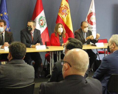 Women victims of violence will be trained to enter the labor market after an intersectoral project