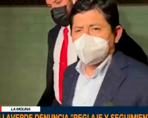 Zamir Villaverde denounces Pedro Castillo for "adjustment and monitoring" in his home