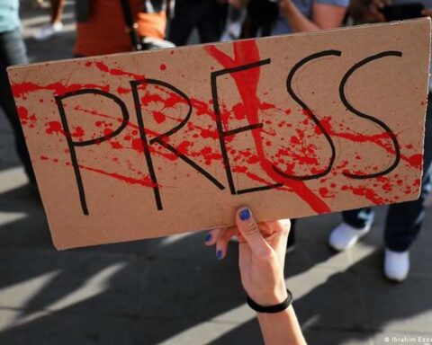 "The coronavirus has been devastating for press freedom"says the PEN Club