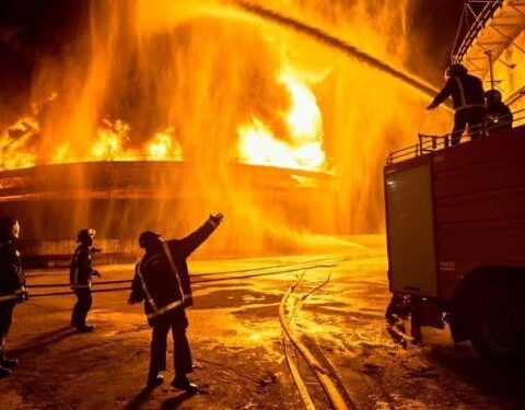 Bomberos, desaparecidos