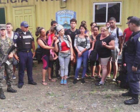 cuba cubanos migrantes honduras ilegales indocumentados crisis