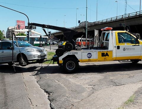 A "Anti-Crane Front" seeks to suspend the vehicle hauling system in CABA