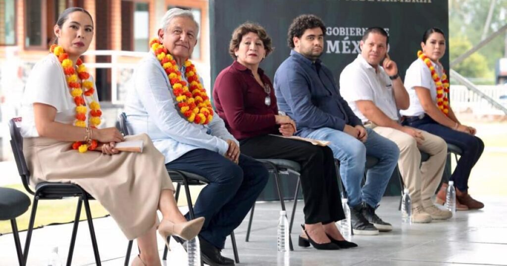 AMLO announces 55 new Welfare Universities;  will prioritize medicine