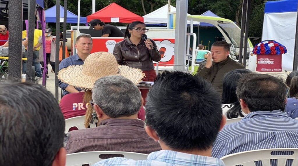 AN instructs on the Law of New Ventures in Carabobo