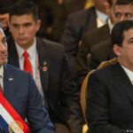 Abdo Benítez tells his vice president that "the right thing to do is give up"