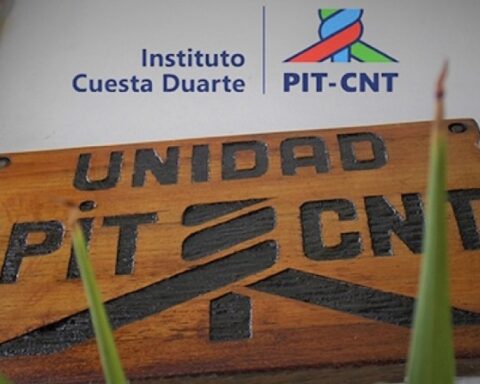 According to Cuesta Duarte, "the 4 years proposed by the government to recover real wages from highly affected sectors would not be enough"