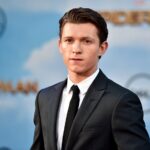Actor Tom Holland steps away from the networks to protect his mental health