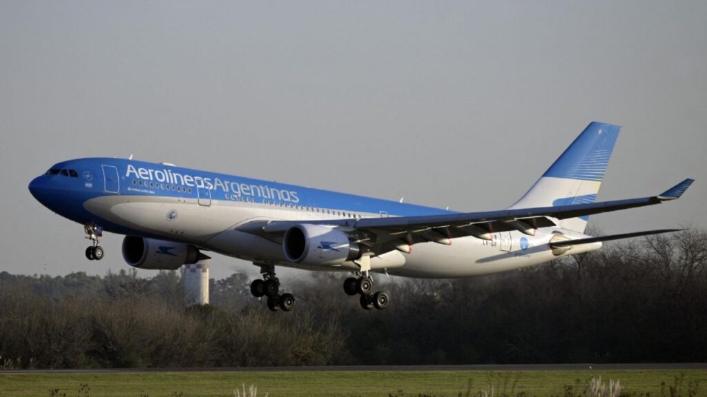 Aerolineas Argentinas will have new air routes and more frequencies