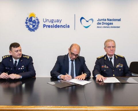Agreement promotes community work in centers of the National Drug Care Network