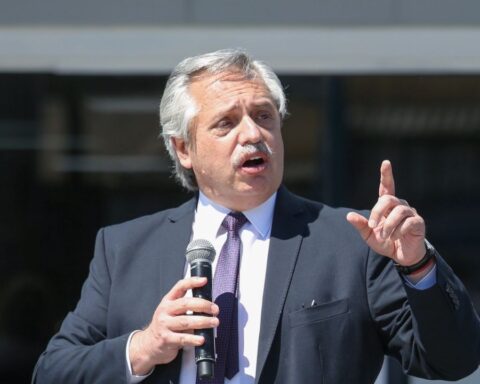 Alberto Fernández will launch a training program aimed at young people