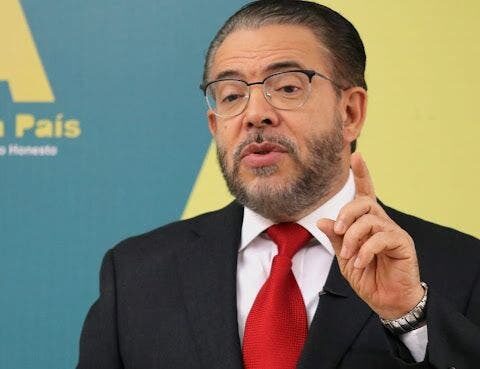 Alianza País saluda llamado a reunión para tratar aumento salarial