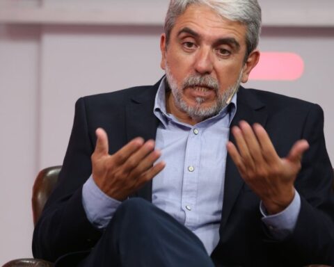 Aníbal Fernández assured that "custody will be expanded"  about the domicile of Cristina Kirchner