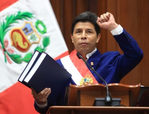 Argentine government "before tension in Peru"called on institutions to "dialogue"