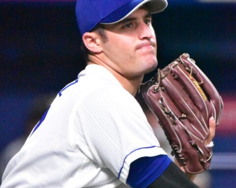 Ariel Martínez ha logrado adaptarse perfectamente a jugar en los jardines. Foto: Tomada del perfil de Facebook de Yuichi Terawaki.