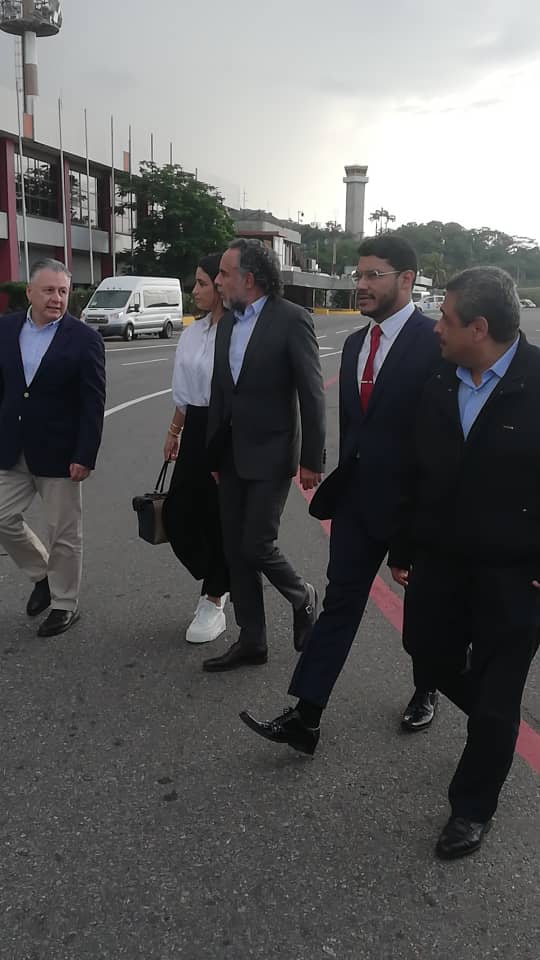 Armando Benedetti arrives in Venezuela and advances Maduro-Petro meeting