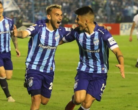 Atlético Tucumán wins again and ratifies its leadership