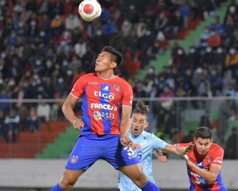 Aurora and the 'U' of Sucre tied (1-1) in Cochabamba