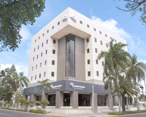 Banreservas restores the services of its mobile application