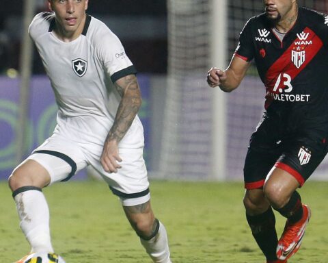 Botafogo seeks recovery in the Brazilian against Atlético-GO at home