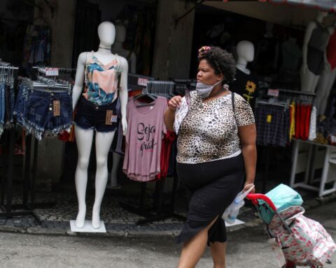 Business confidence drops 1.8% compared to July, shows CNC