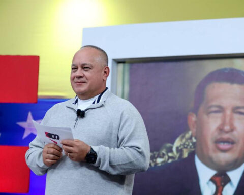 Cabello insists again that the opposition will not hold primaries
