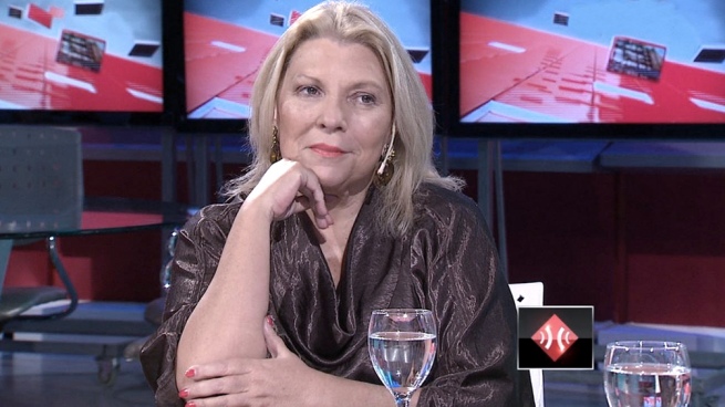 Carrió pointed to "imbeciles" they don't understand her and said she came to "bring fire and division"