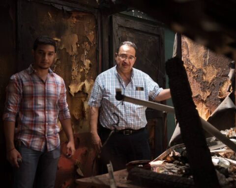 Radio Darío tras el incendio que calcinó sus instalaciones. Foto: Carlos Herrera/El Pais