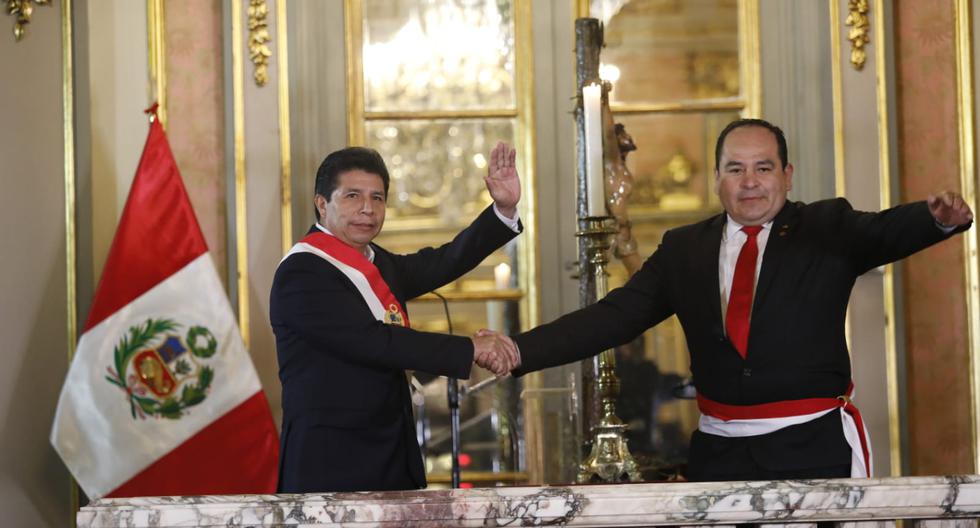 César Paniagua Chacón was sworn in as the new Housing Minister to replace Geiner Alvarado