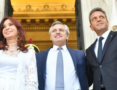 Changes of air in the Front of All, with management as the central axis