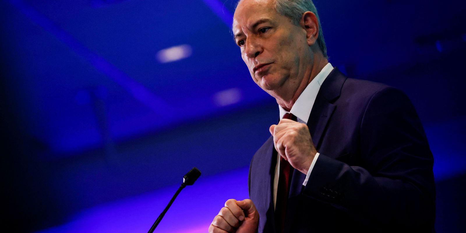 Ciro says he cannot reduce tax burden without solving fiscal crisis