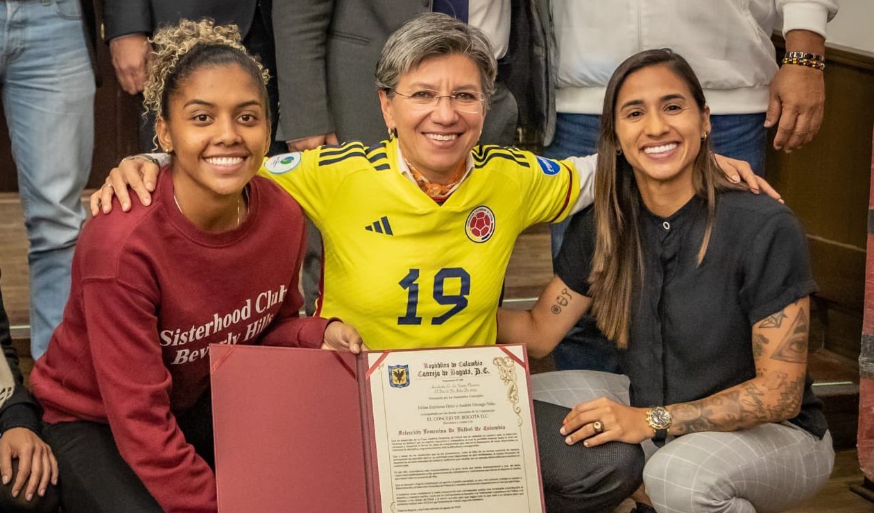 Claudia López gave recognition to the Colombian Women's National Team