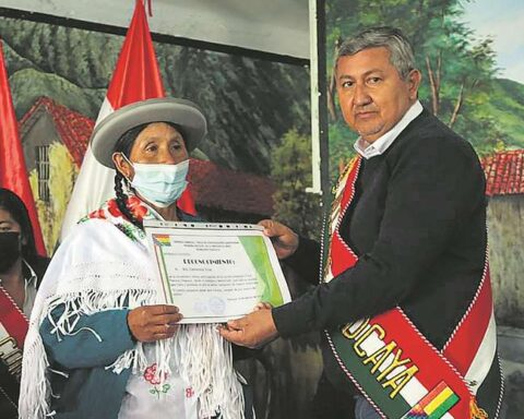 Clemencia, the runner who raised her children without knowing how to read or write