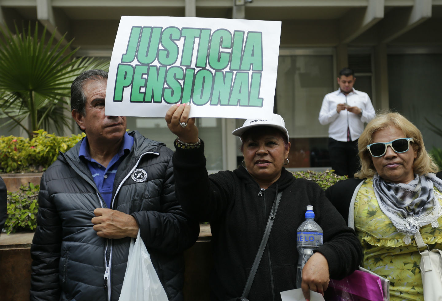 Colombia Needs a Pension Reform: Petro Junction Team