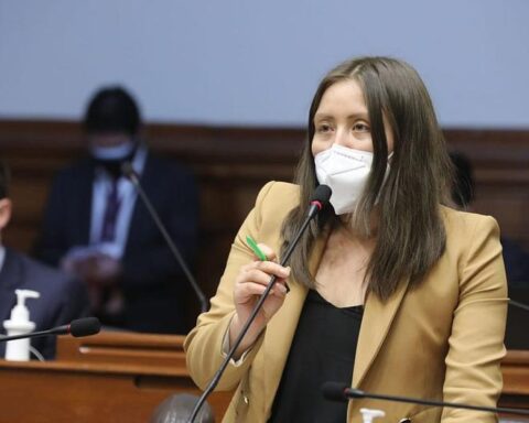 Congresswoman Noelia Herrera resigned from the Popular Renovation caucus