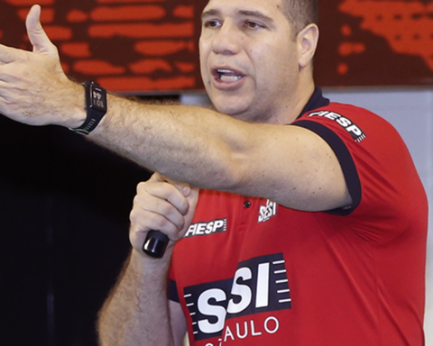 Conquest of the first Olympic volleyball gold completes 30 years