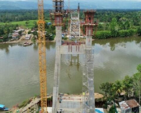 Construction of the Huallaga bridge is 57% complete, according to the MTC