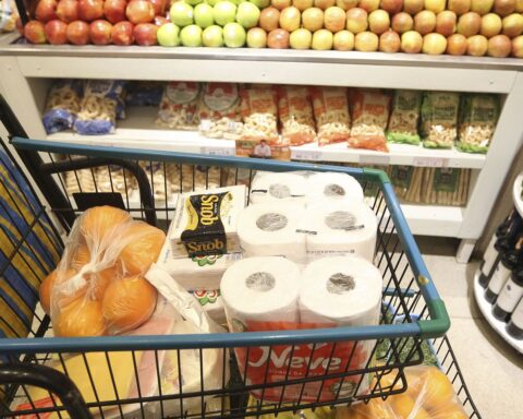 Consumption intention advances, with emphasis on current income