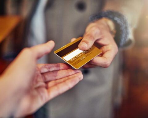 Credit cards: recommendations for the debts you have