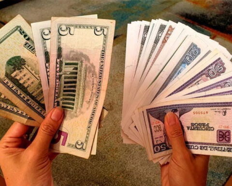 divisas dólares y pesos cubanos, Cuba