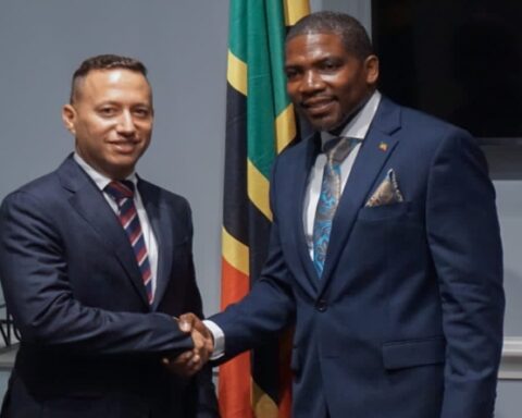 Deputy Minister for the Caribbean meets with Prime Minister of Saint Kitts and Nevis
