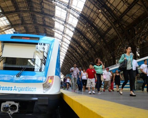 Due to works, the Miter train will not arrive in Retiro during the weekend