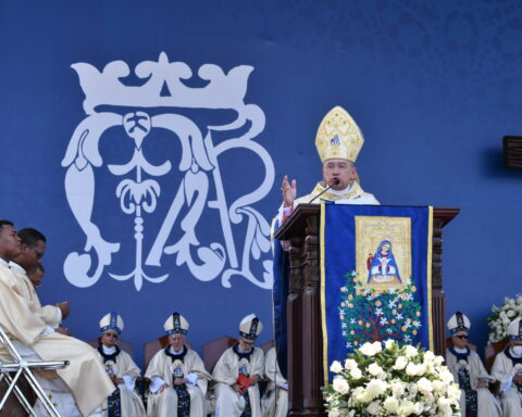 Enviado del papa Francisco pide a dominicanos mantener respeto a la vida. FOTO: Danny Polanco