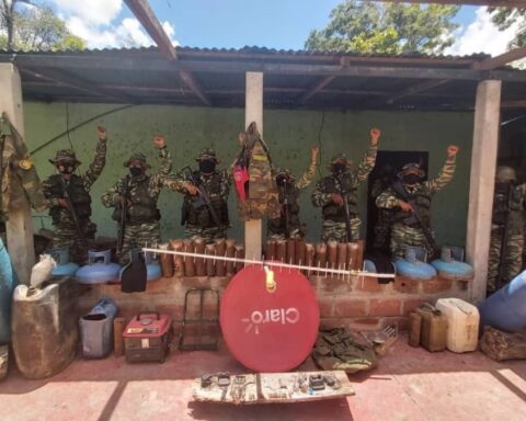 FANB locates more than 30 Tancol explosives in Apure