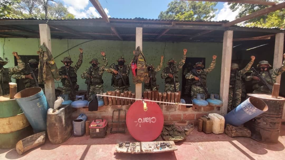 FANB locates more than 30 Tancol explosives in Apure