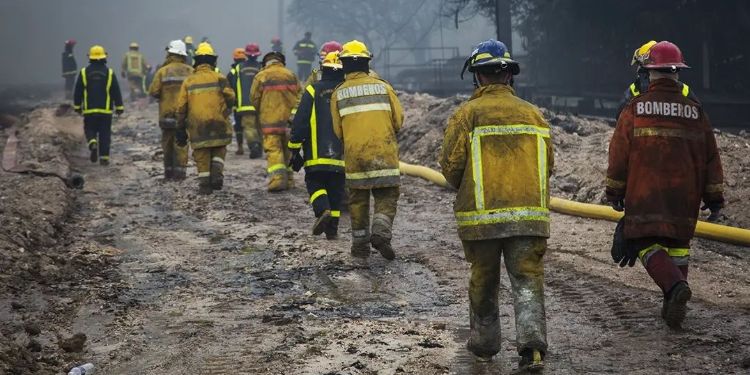 Matanzas, incendio, bomberos, desaparecidos