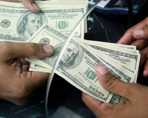 Foreign currency deposits occupy 46% of the deposits of the national bank