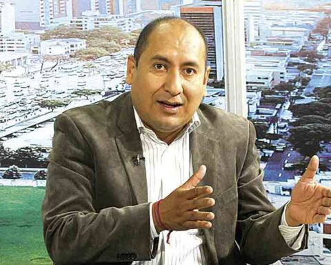 Former left-wing congressman, Richard Arce, says that prison awaits Pedro Castillo