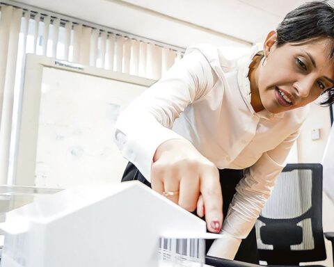 Former vice minister confirms secret meeting with friends of the president