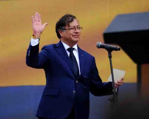 Gustavo Petro, his decalogue of government and commitments