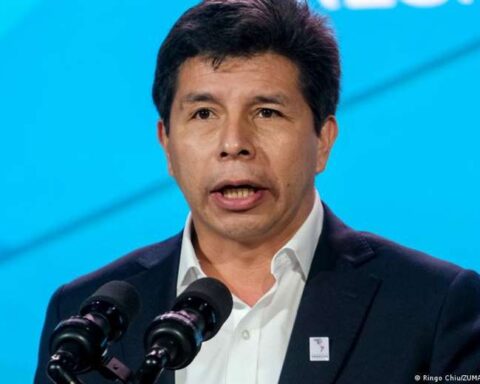 Head of the Peruvian Congress criticizes Castillo for calling for marches
